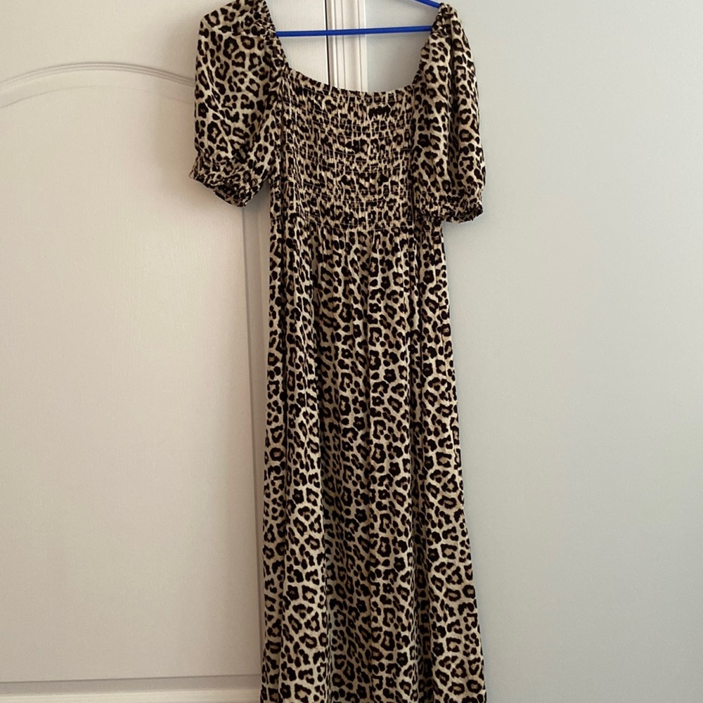 H&M leopard print maxi size small.